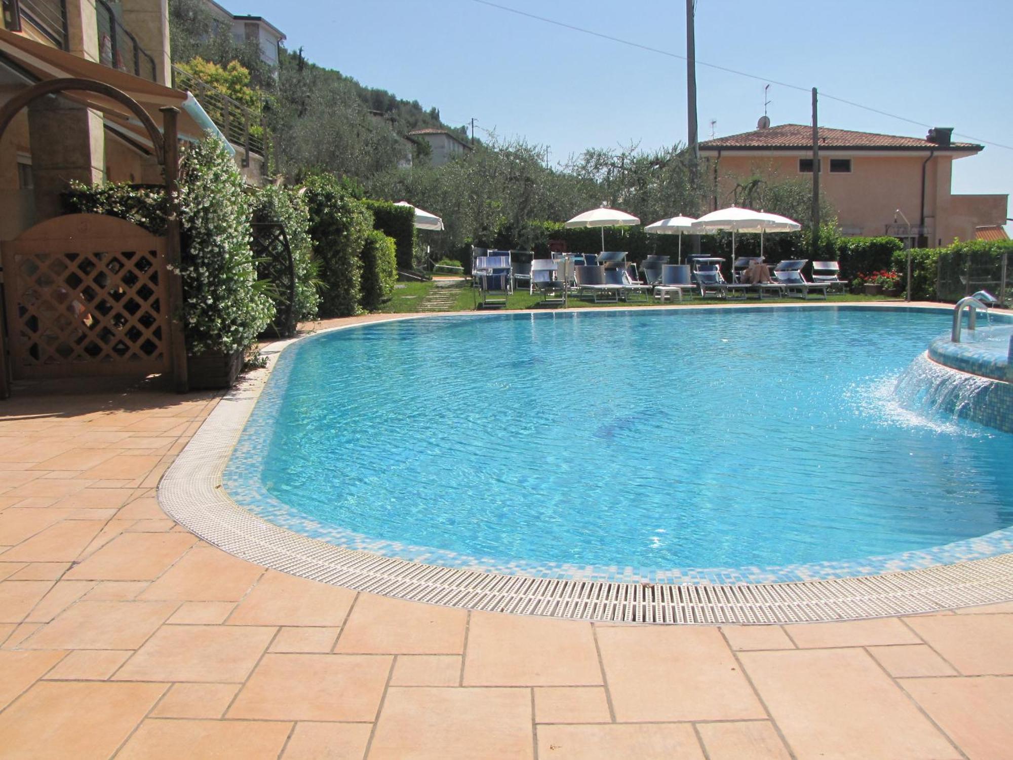 Penthouse Casa Alkea Masse Lake View Brenzone sul Garda Exterior photo